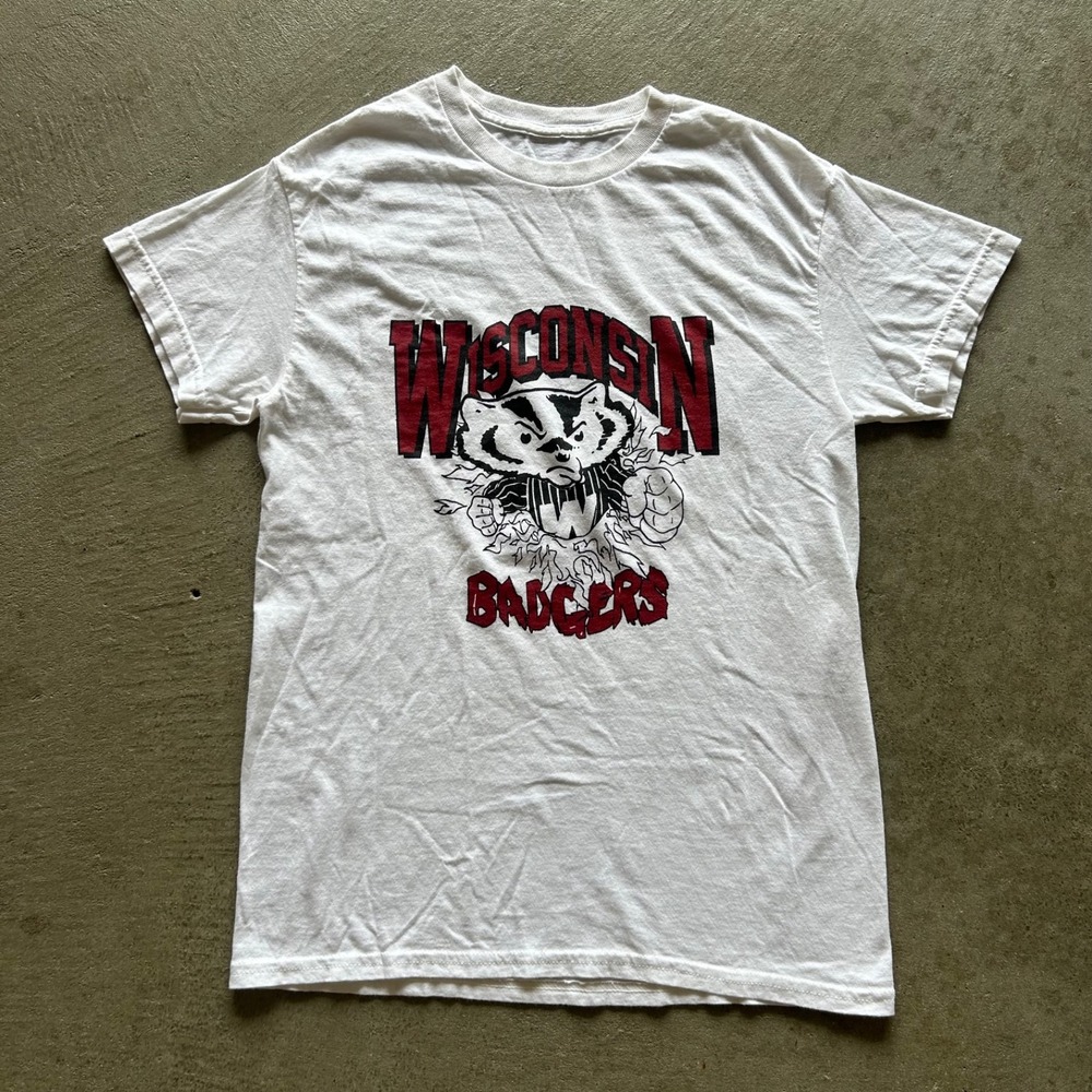 Vintage Wisconsin Badgers Shirt Size Small White Red University College NCAA